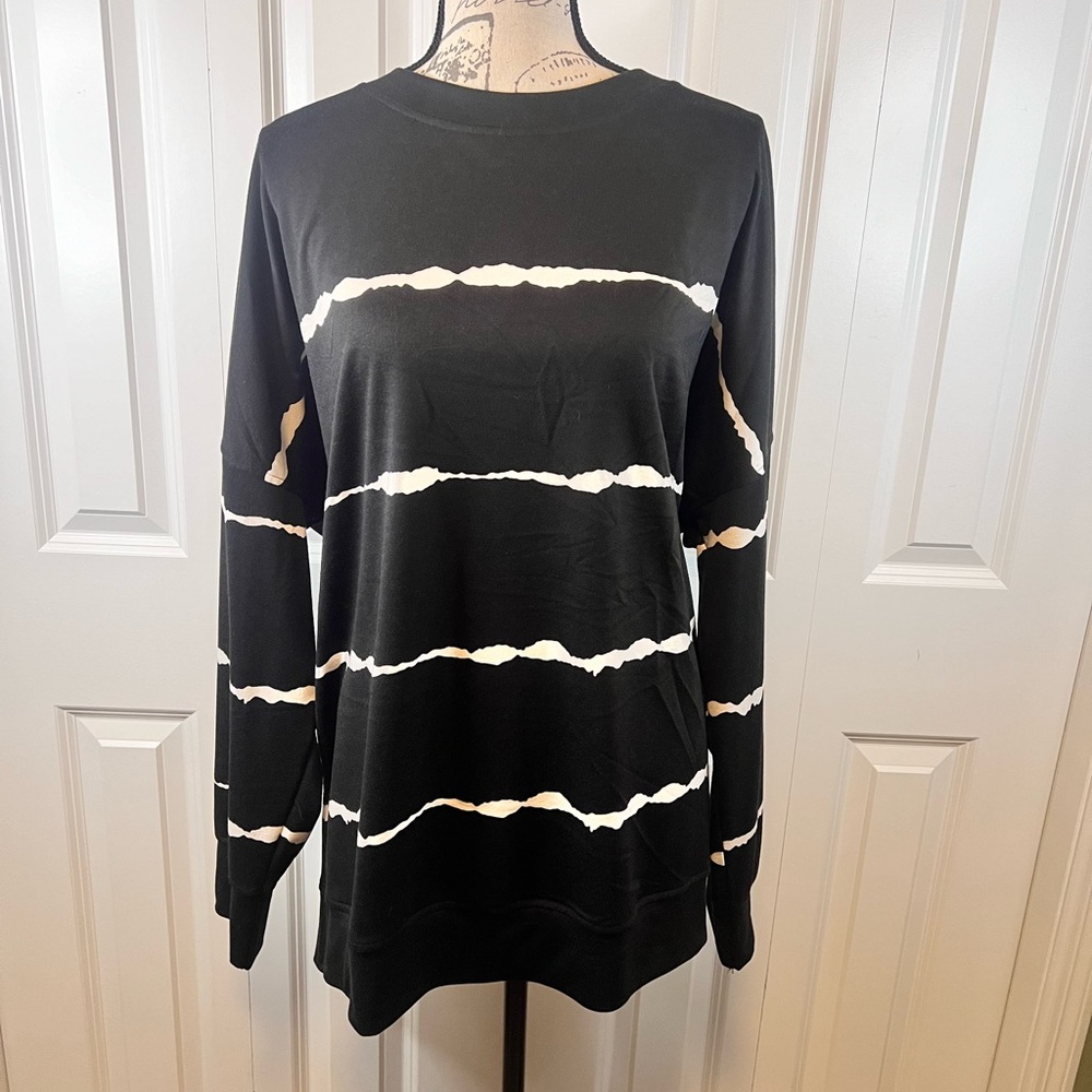 Black and White Light Sweatshirt